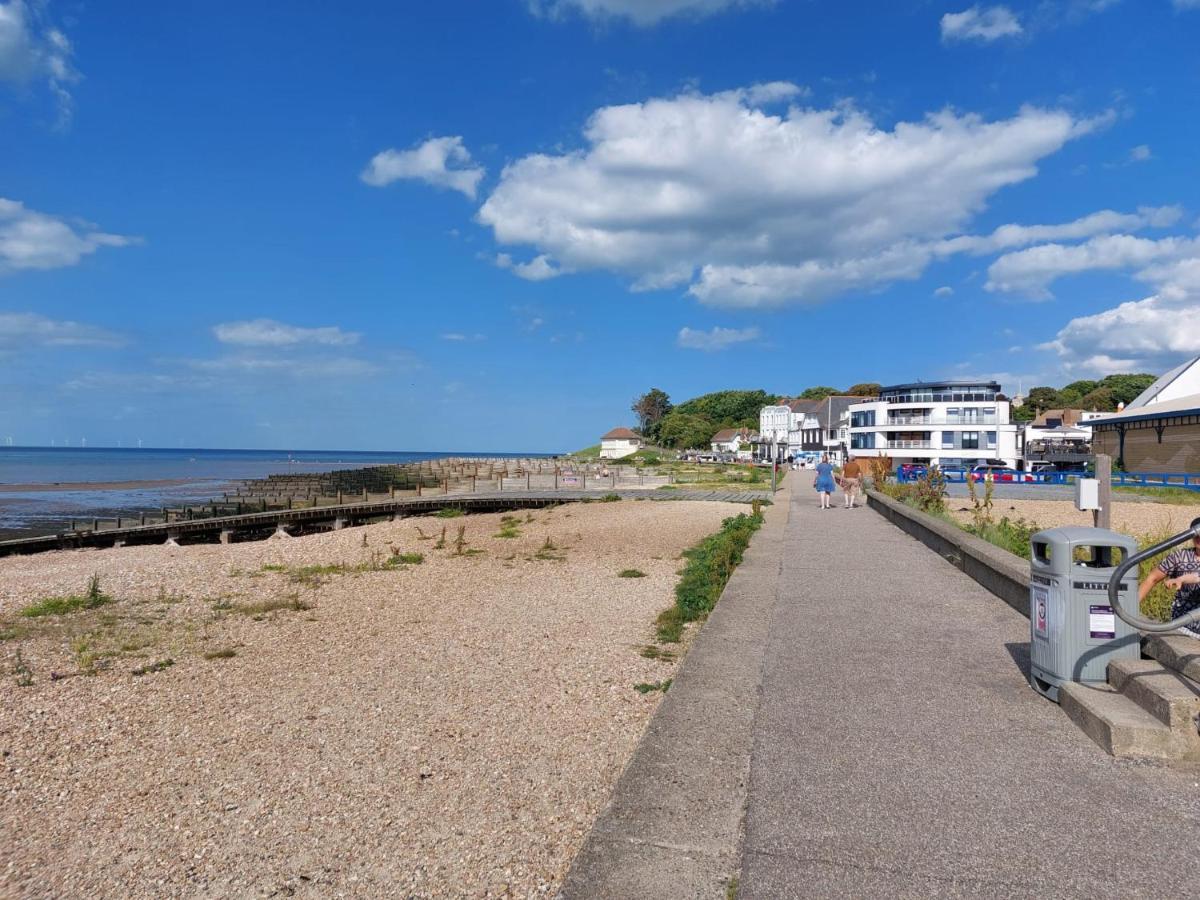 Inviting 1-Bed Apartment In Herne Bay Exterior foto